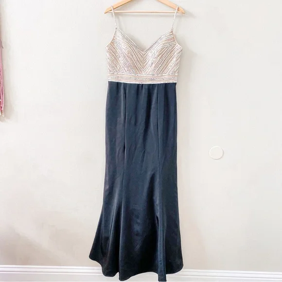 Royal Queen | Dresses | Royal Queen Collection Cream Jeweled Bodice Black  Spaghetti Strap Prom Dress | Poshmark